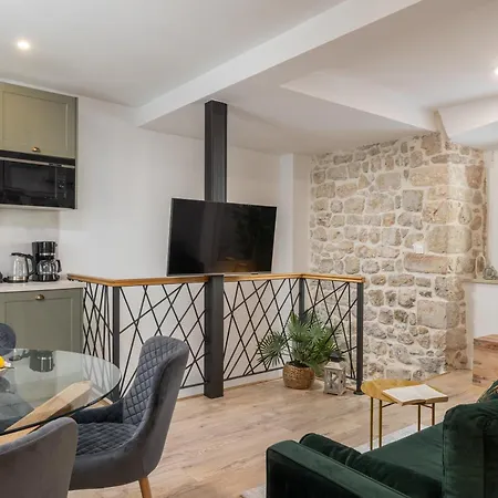 Διαμέρισμα Nono's House Ii *